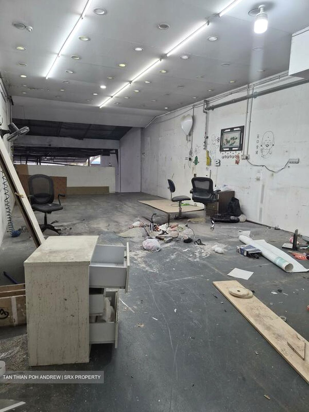 Invest Ho Building (D13), Factory #525413291